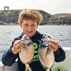 navegacion y pesca en asturias en familia